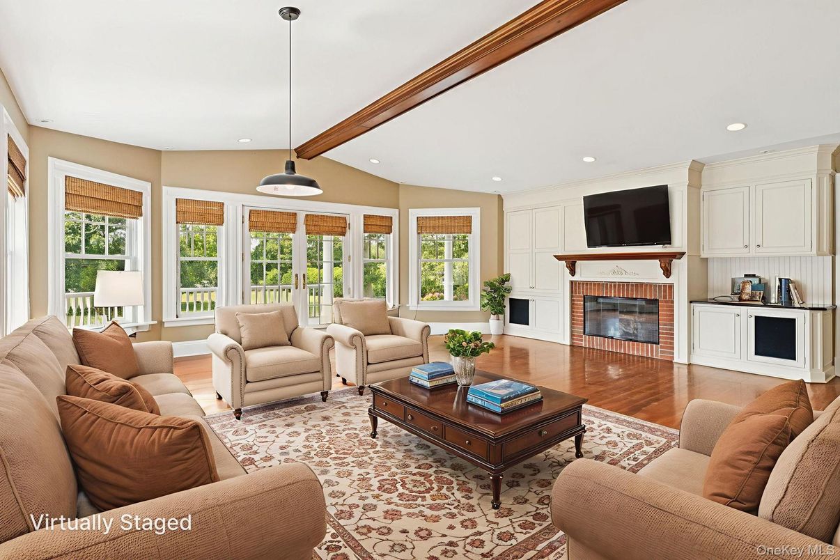 Fireplace, Interior, Living room, Pendant Lights, Recessed Lighting, Wood Texture Flooring