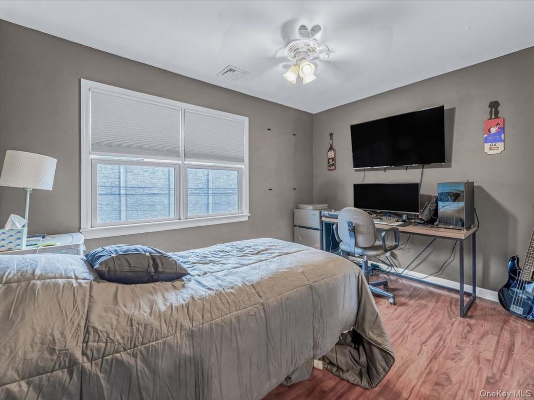 Bedroom, Home Office, Interior, Water, Wood Texture Flooring