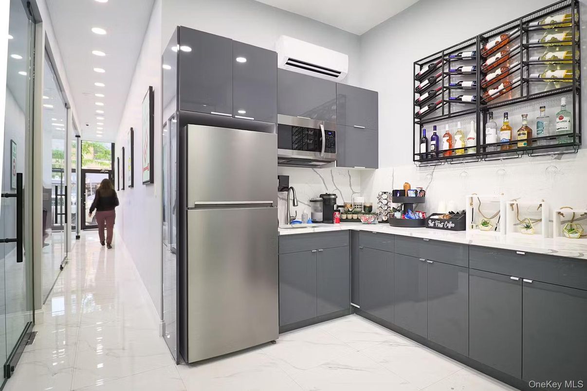 Interior, Kitchen, Marble, Recessed Lighting