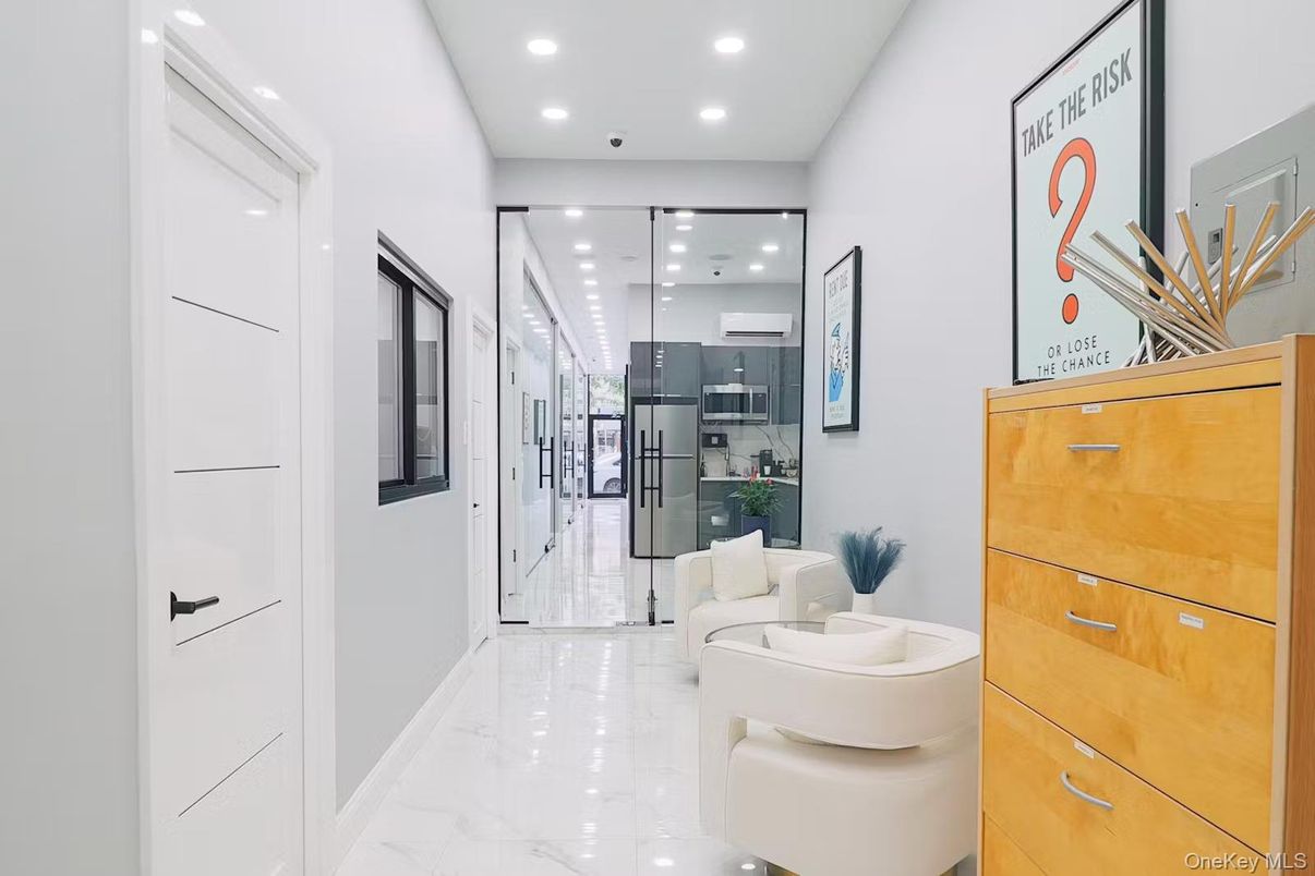 Interior, Marble, Recessed Lighting