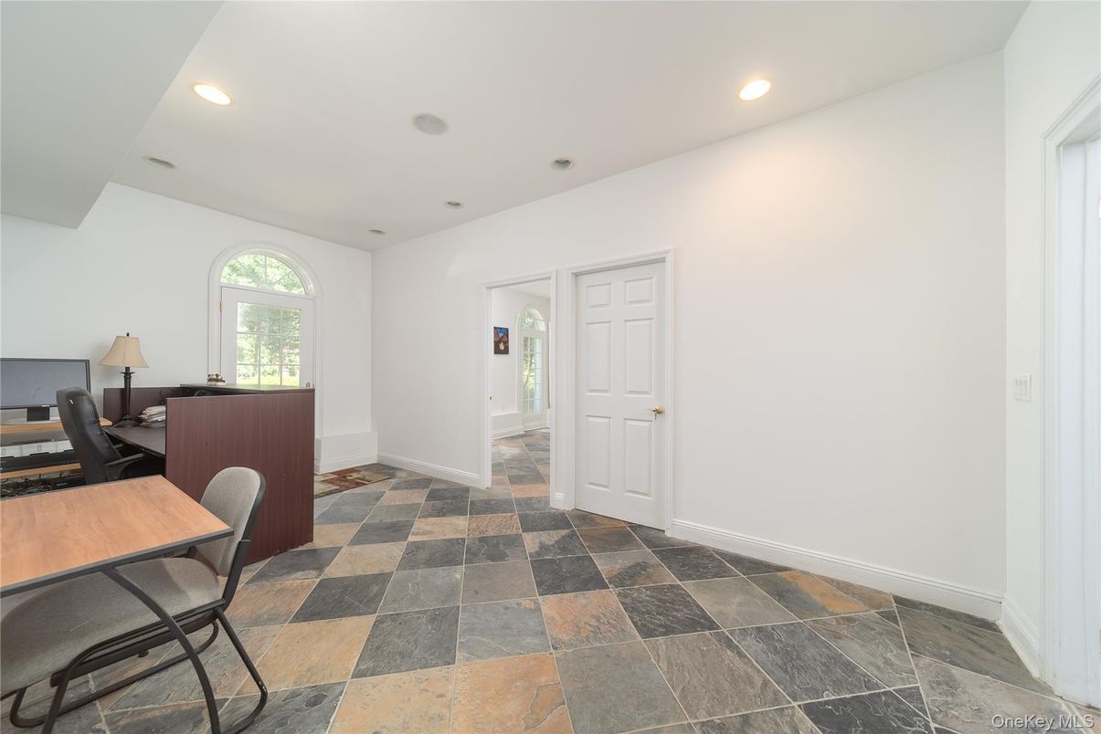 Interior, Recessed Lighting