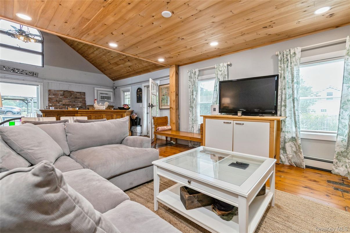 Interior, Living room, Recessed Lighting, Wooden Ceilings, Wood Texture Flooring