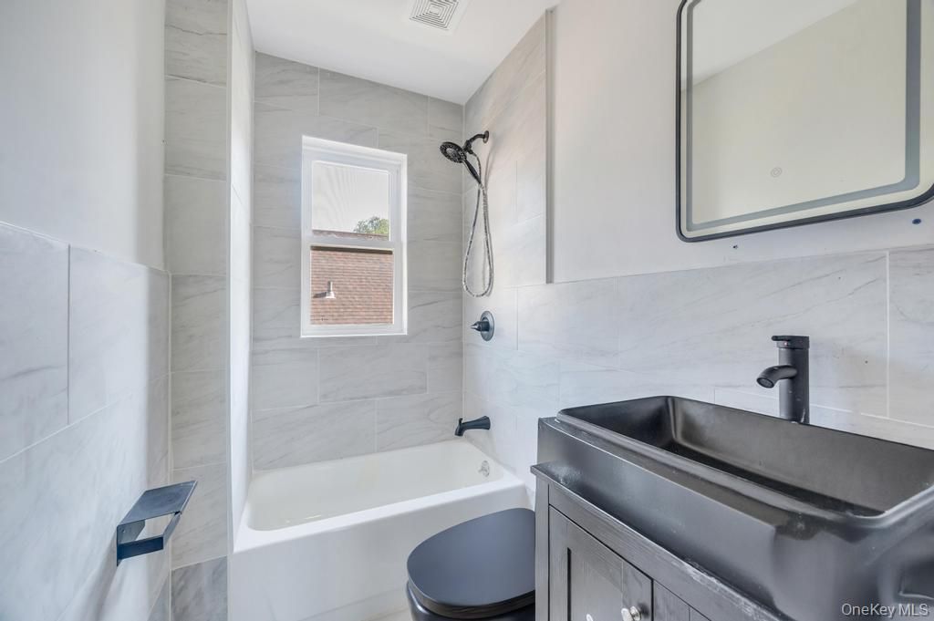 Bathroom, Interior, Marble Walls