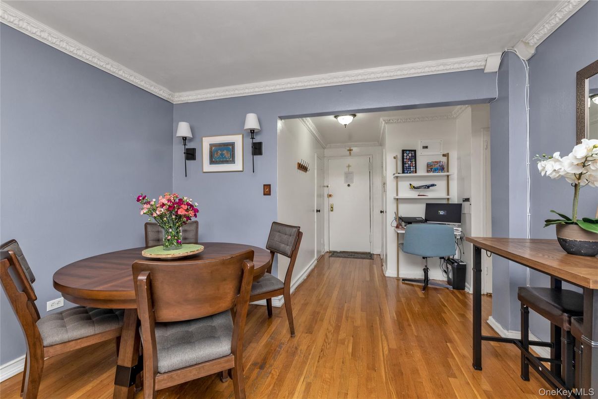 Dining room, Interior, Wood Texture Flooring