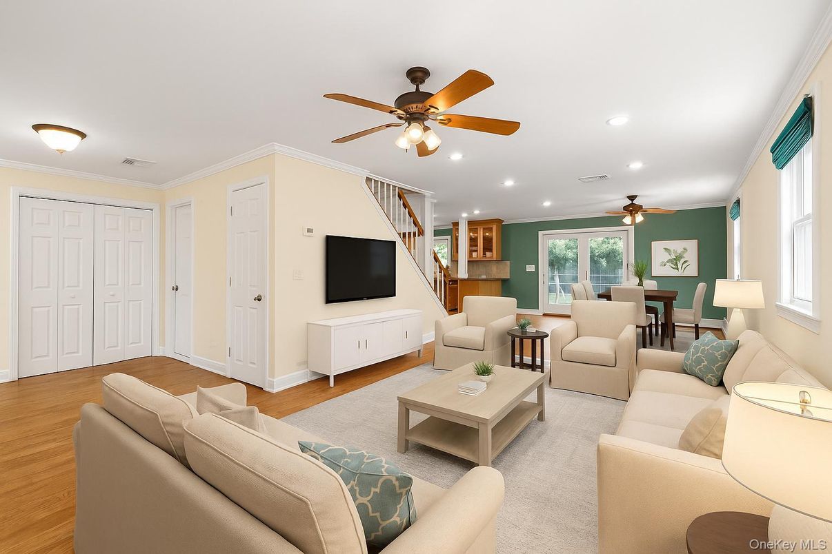Dining room, Interior, Living room, Recessed Lighting, Wood Texture Flooring