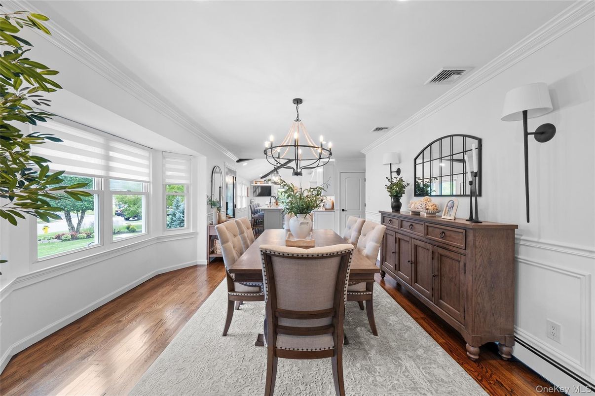 Chandelier, Dining room, Interior, Wood Texture Flooring