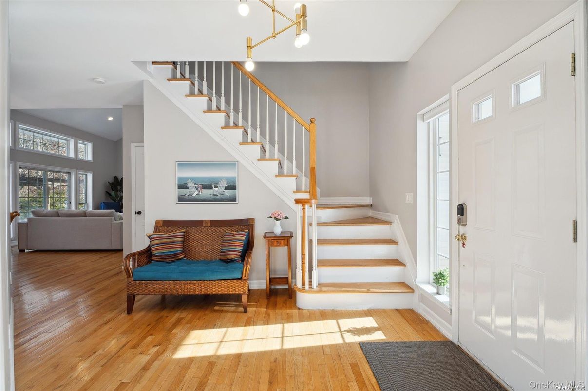 Interior, Pendant Lights, Recessed Lighting, Wood Texture Flooring
