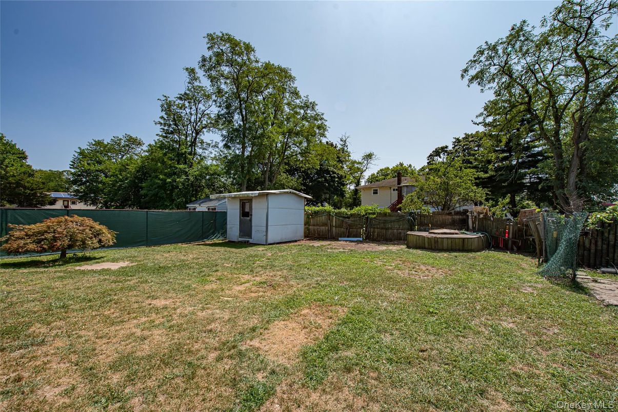 Backyard, Exterior, Hot Tub