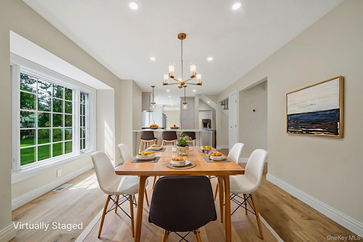 Dining room, Interior, Kitchen, Pendant Lights, Recessed Lighting, Wood Texture Flooring
