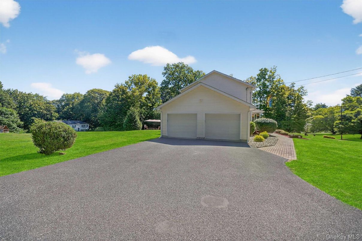 Backyard, Detached Garage, Exterior