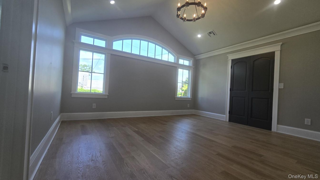 Empty room, Interior, Pendant Lights, Recessed Lighting, Wood Texture Flooring