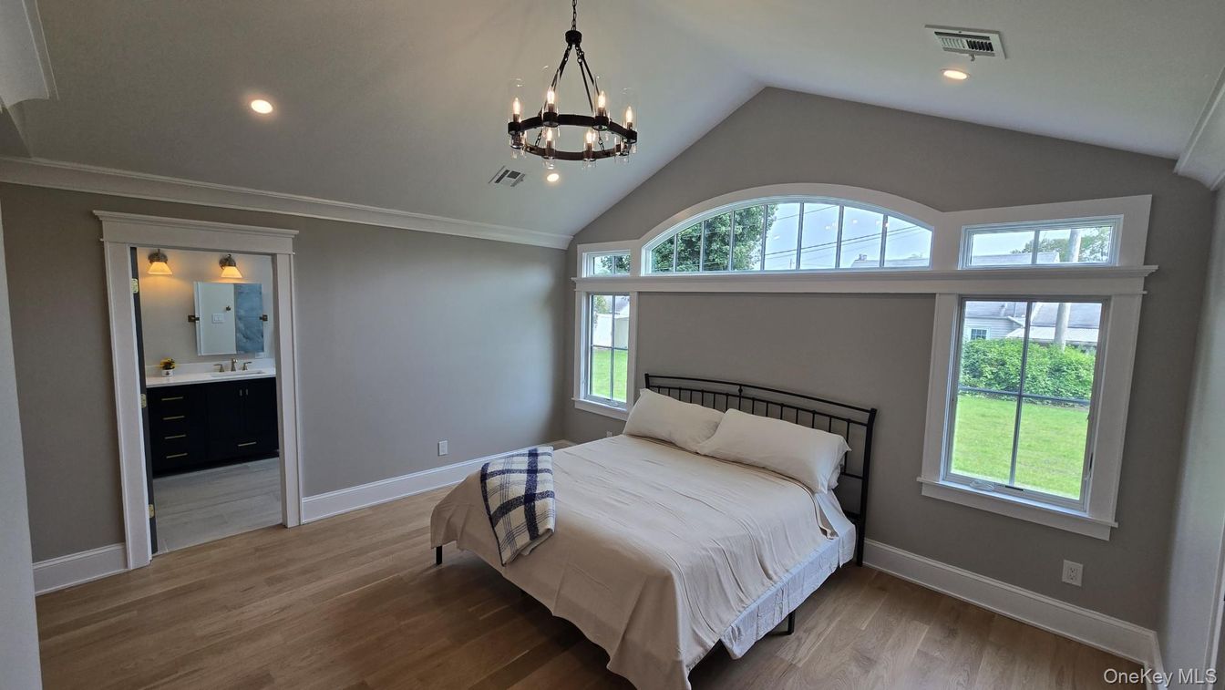 Bedroom, Interior, Pendant Lights, Recessed Lighting, Wood Texture Flooring