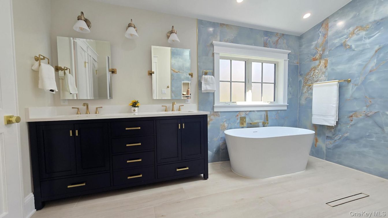 Bathroom, Dual Sink Vanities, Free Standing Baths, Interior, Recessed Lighting, Wood Texture Flooring