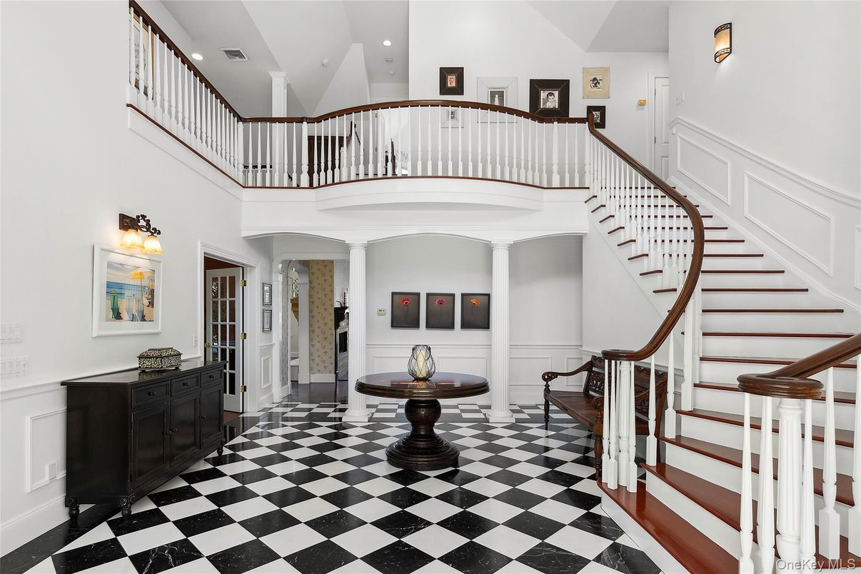 Interior, Marble, Recessed Lighting