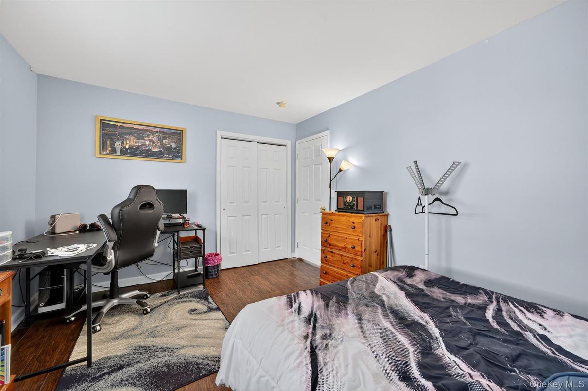 Bedroom, Home Office, Interior, Wood Texture Flooring