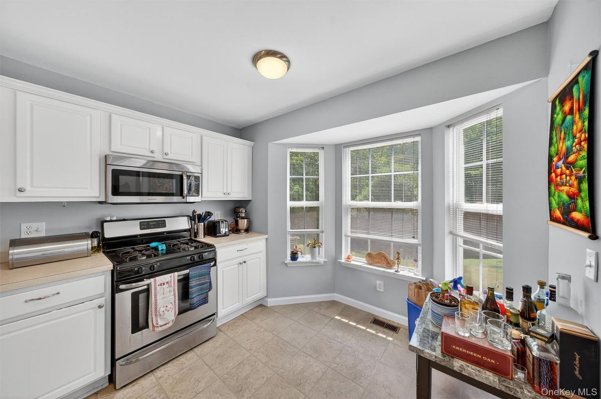 Interior, Kitchen, Stainless Steel Appliances