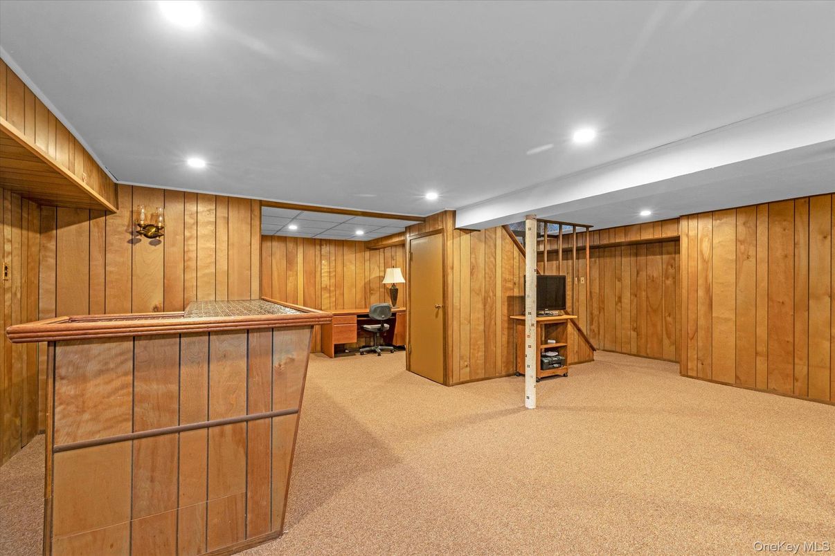 Interior, Recessed Lighting, Wooden Walls