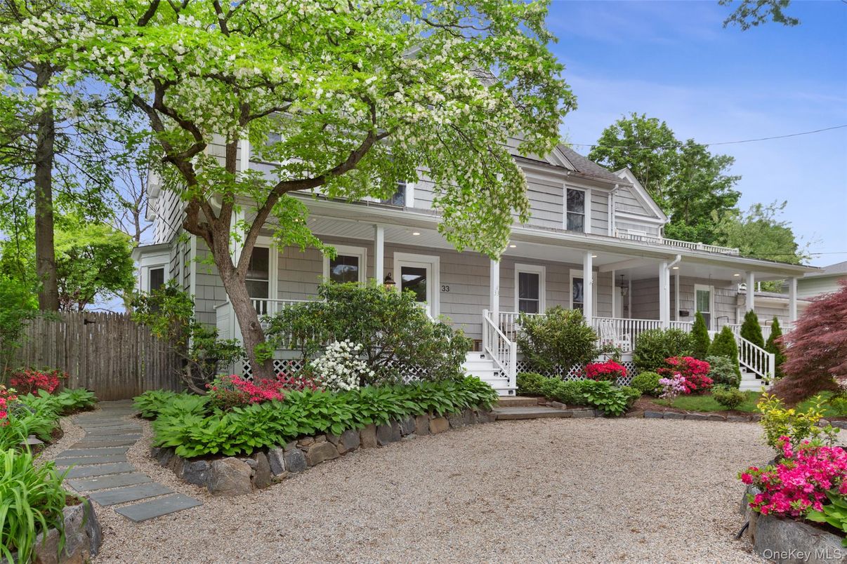 Exterior, Facade, Cape Cod