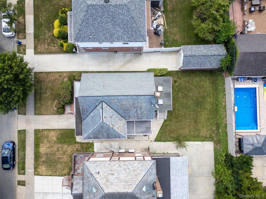 Exterior, Drone