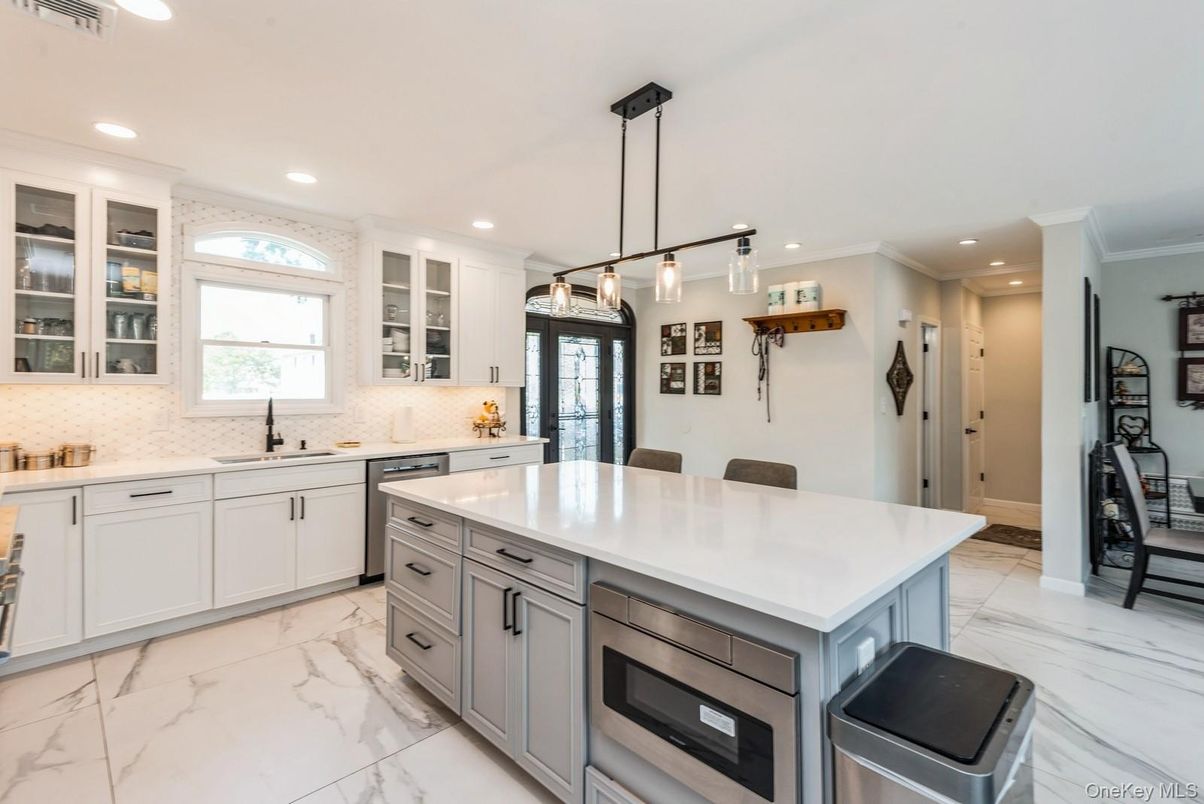 Interior, Kitchen, Marble, Pendant Lights, Recessed Lighting, Stainless Steel Appliances