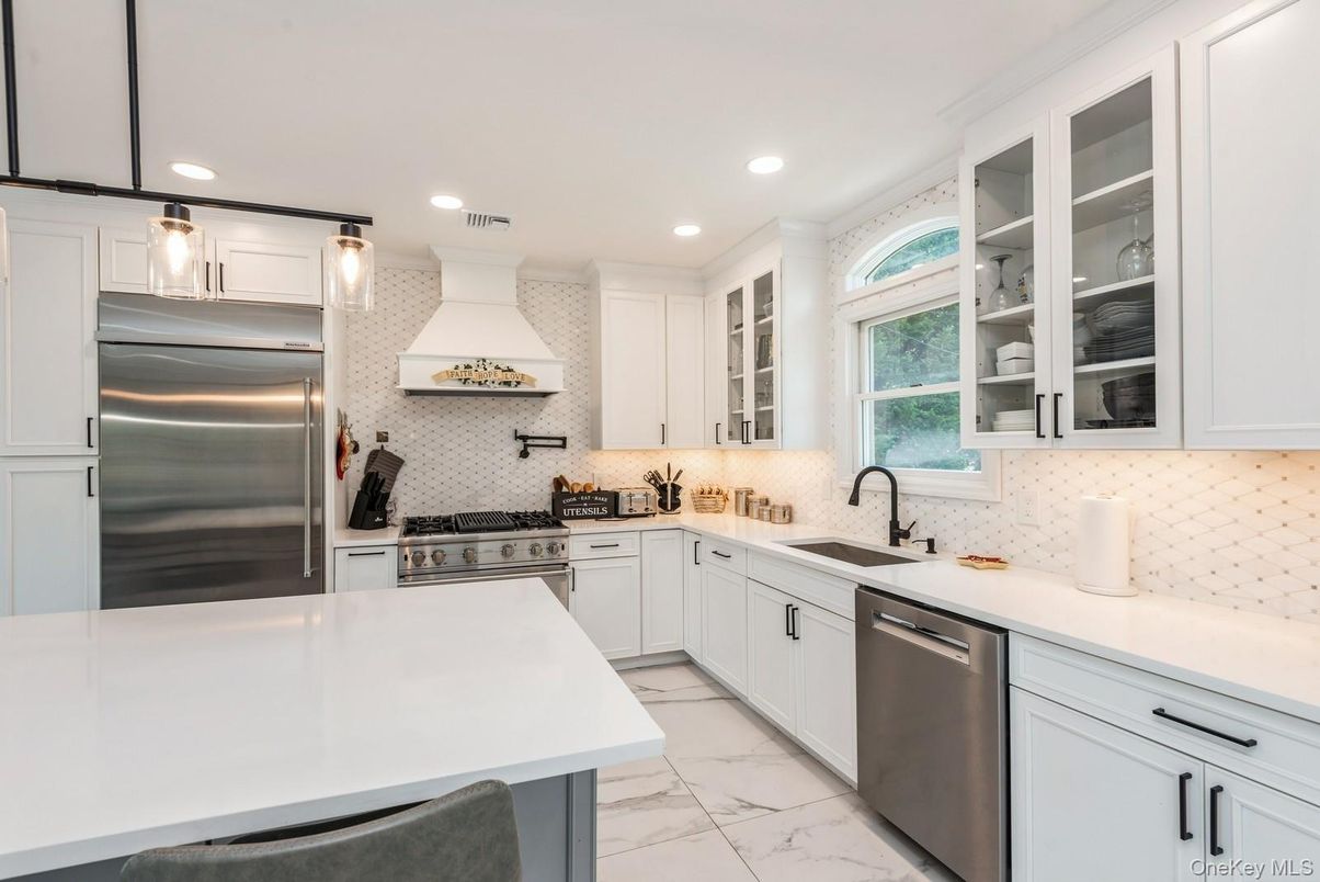 Interior, Kitchen, Marble, Recessed Lighting, Stainless Steel Appliances