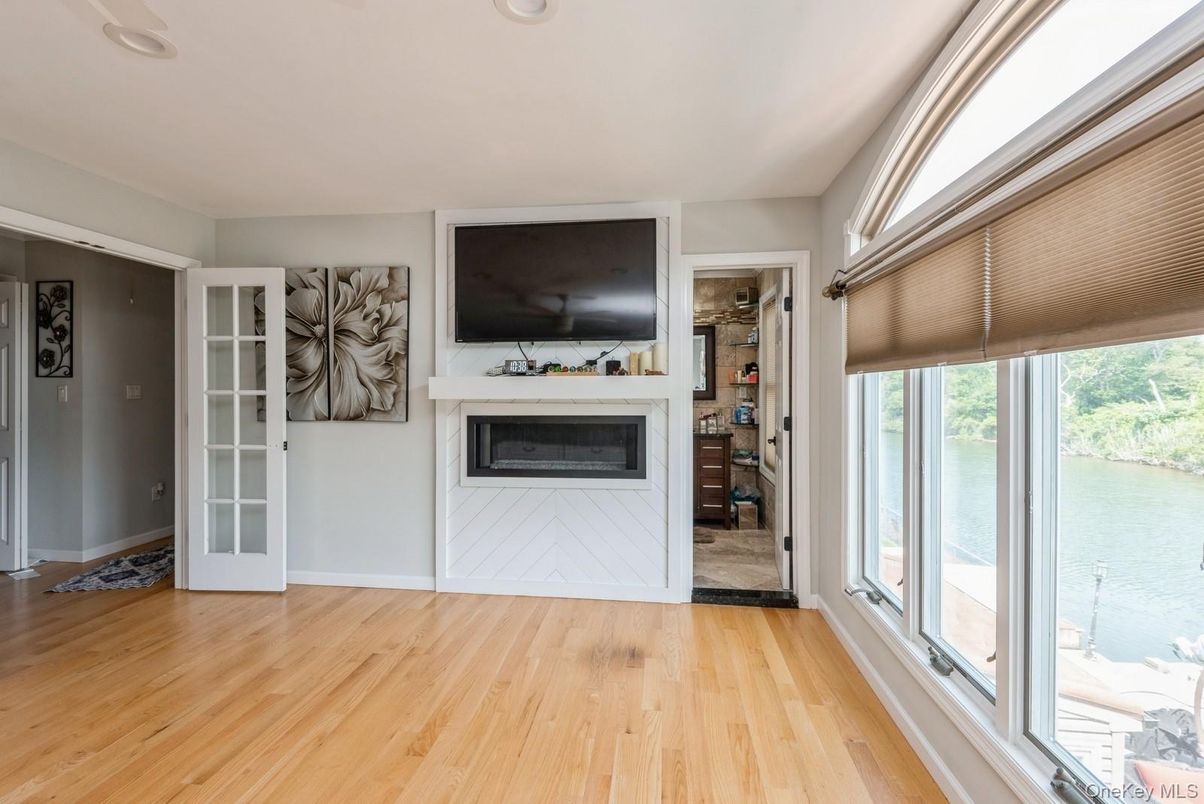 Empty room, Fireplace, Interior, Wood Texture Flooring