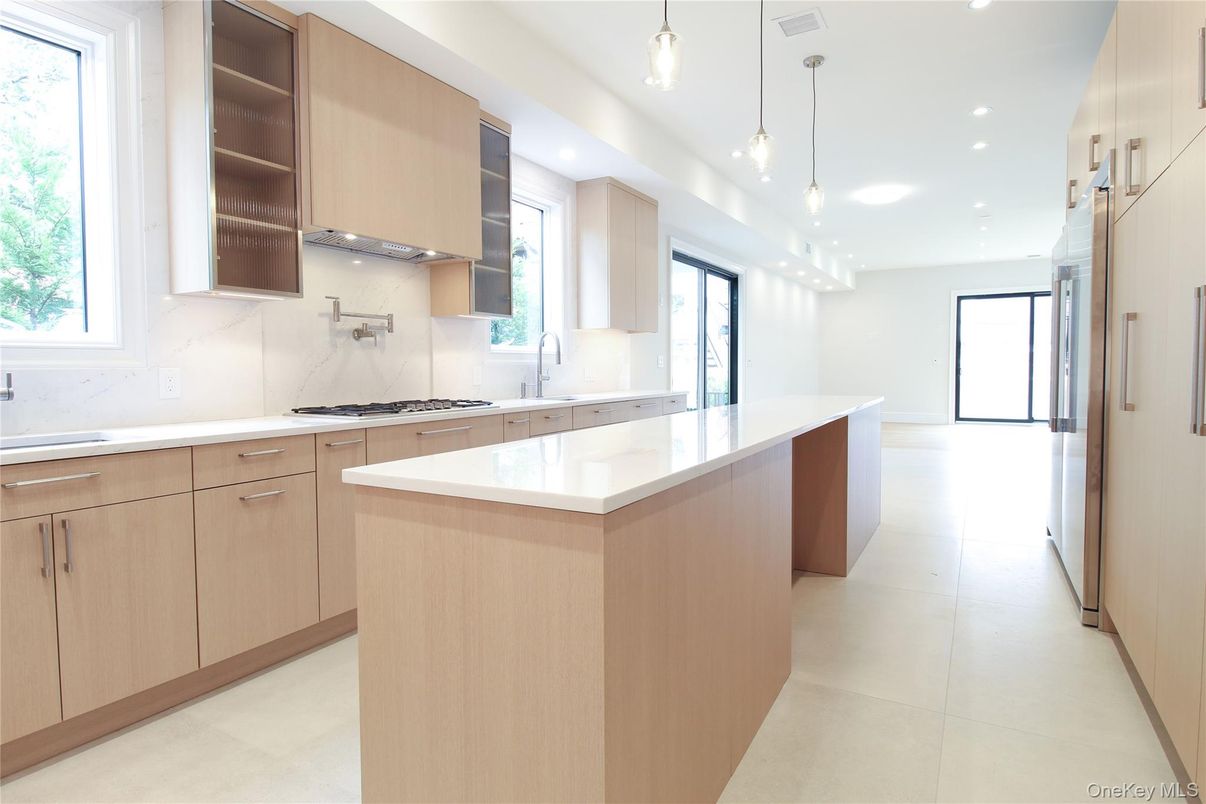 Interior, Kitchen, Marble Walls, Pendant Lights, Recessed Lighting