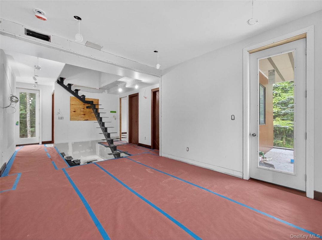 Fitness Equipment, Interior