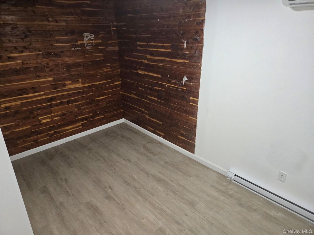 Empty room, Interior, Wood Texture Flooring, Wooden Walls