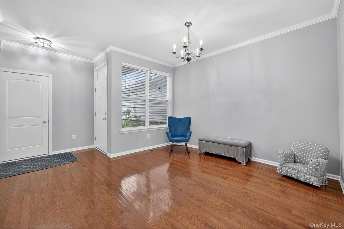 Chandelier, Empty room, Interior, Wood Texture Flooring