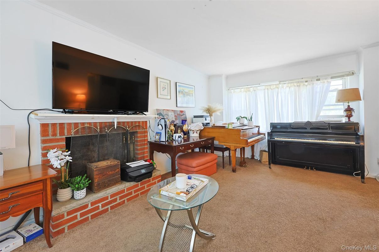 Fireplace, Interior, Piano