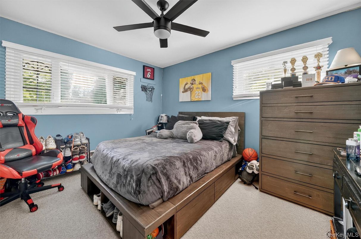 Bedroom, Fitness Equipment, Interior