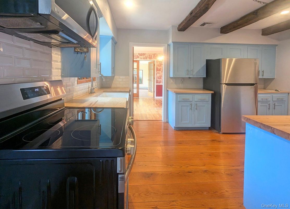 Interior, Kitchen, Recessed Lighting, Stainless Steel Appliances, Wooden Beams, Wood Texture Flooring