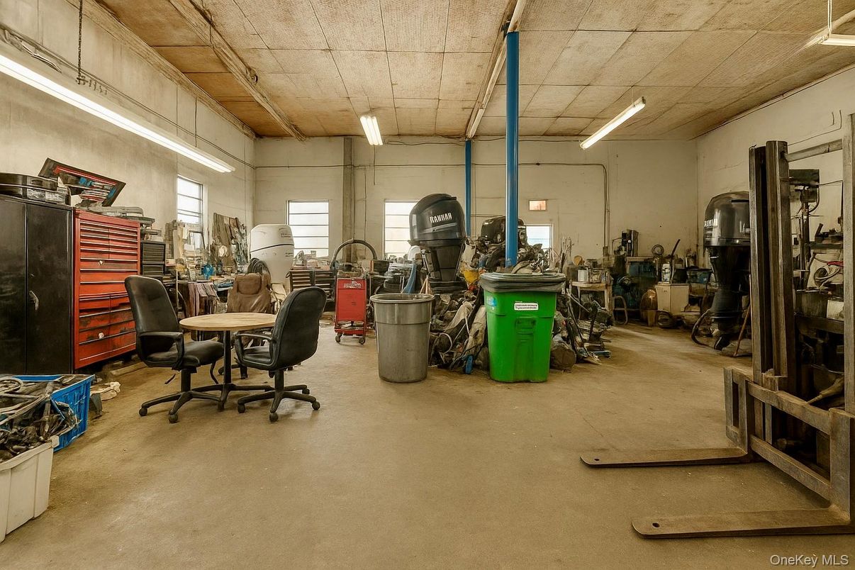 Fitness Equipment, Interior