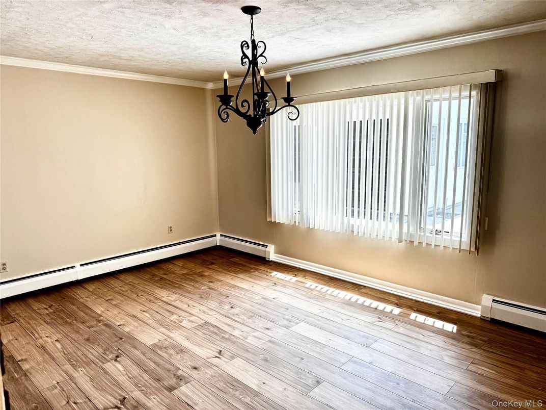 Empty room, Interior, Pendant Lights, Wood Texture Flooring