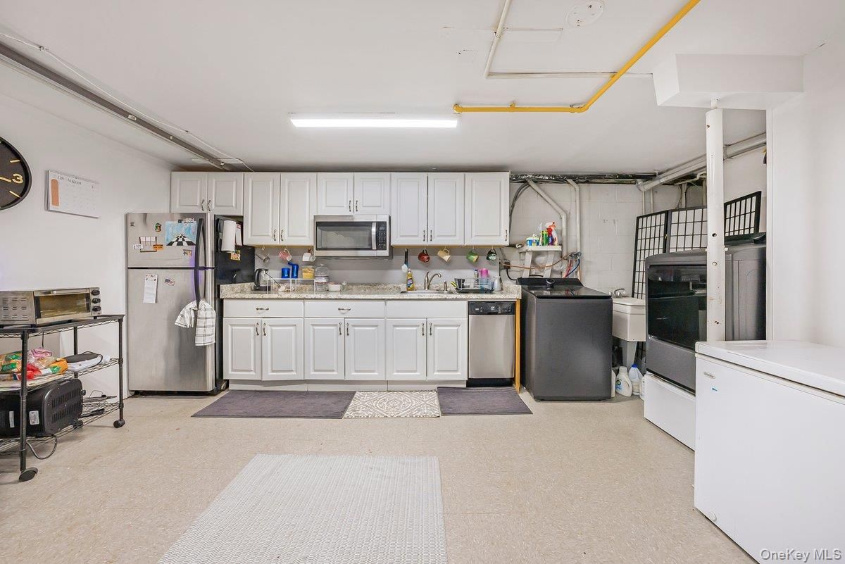 Interior, Kitchen, Stainless Steel Appliances, Washer