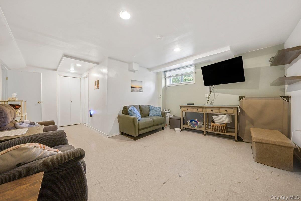 Interior, Recessed Lighting