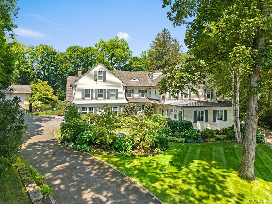 Backyard, Exterior, Facade, Farmhouse