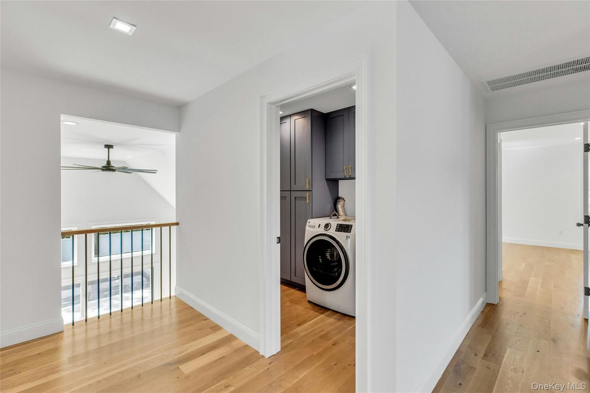 Interior, Recessed Lighting, Utility Closets, Washer, Wood Texture Flooring