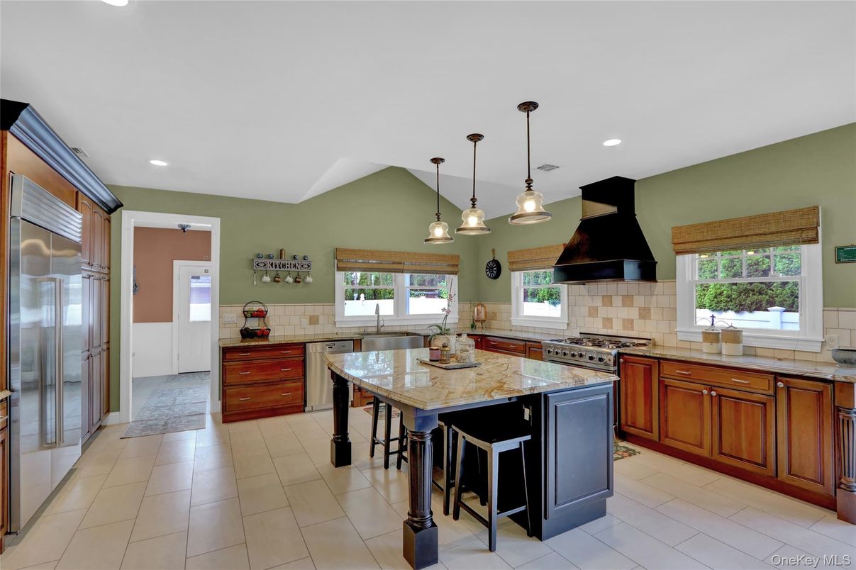 Interior, Kitchen, Pendant Lights, Recessed Lighting