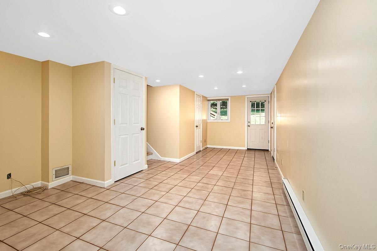 Interior, Recessed Lighting