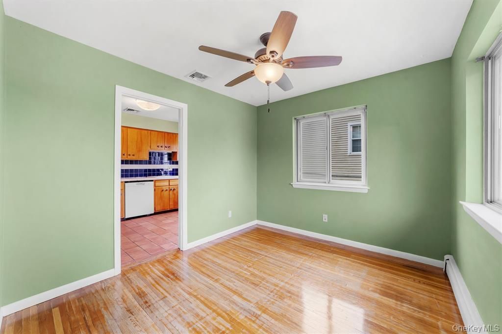 Empty room, Interior, Kitchen, Wood Texture Flooring