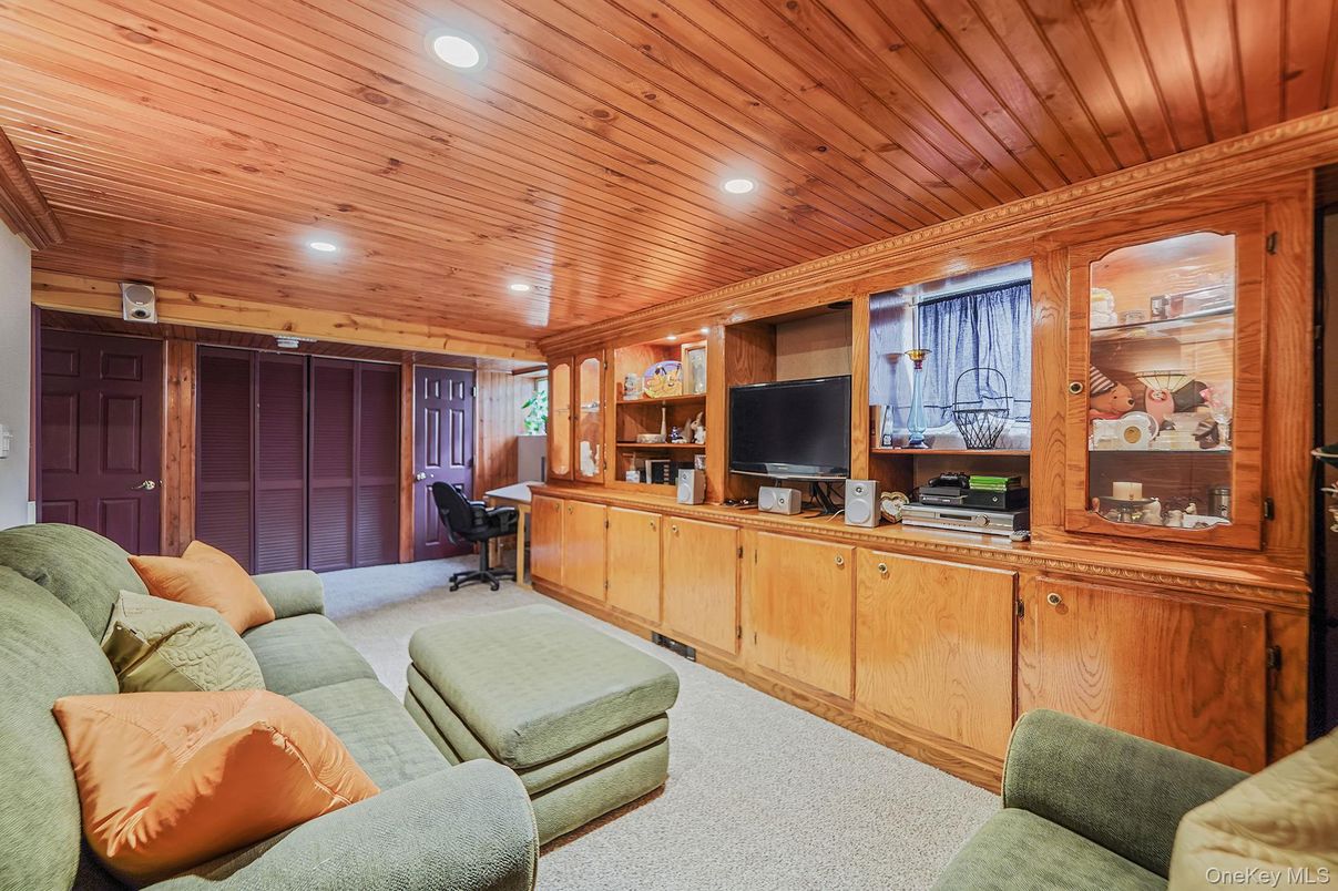Interior, Living room, Recessed Lighting, Wooden Ceilings