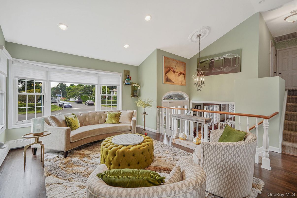 Chandelier, Interior, Living room, Recessed Lighting, Wood Texture Flooring