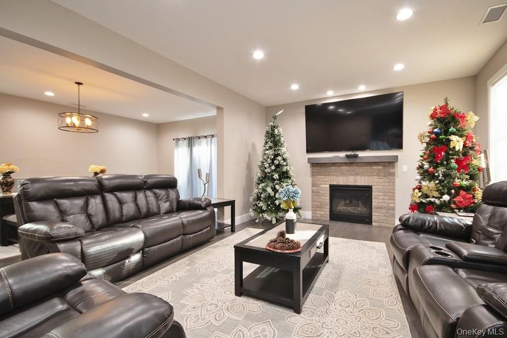 Dining room, Fireplace, Interior, Living room, Pendant Lights, Recessed Lighting