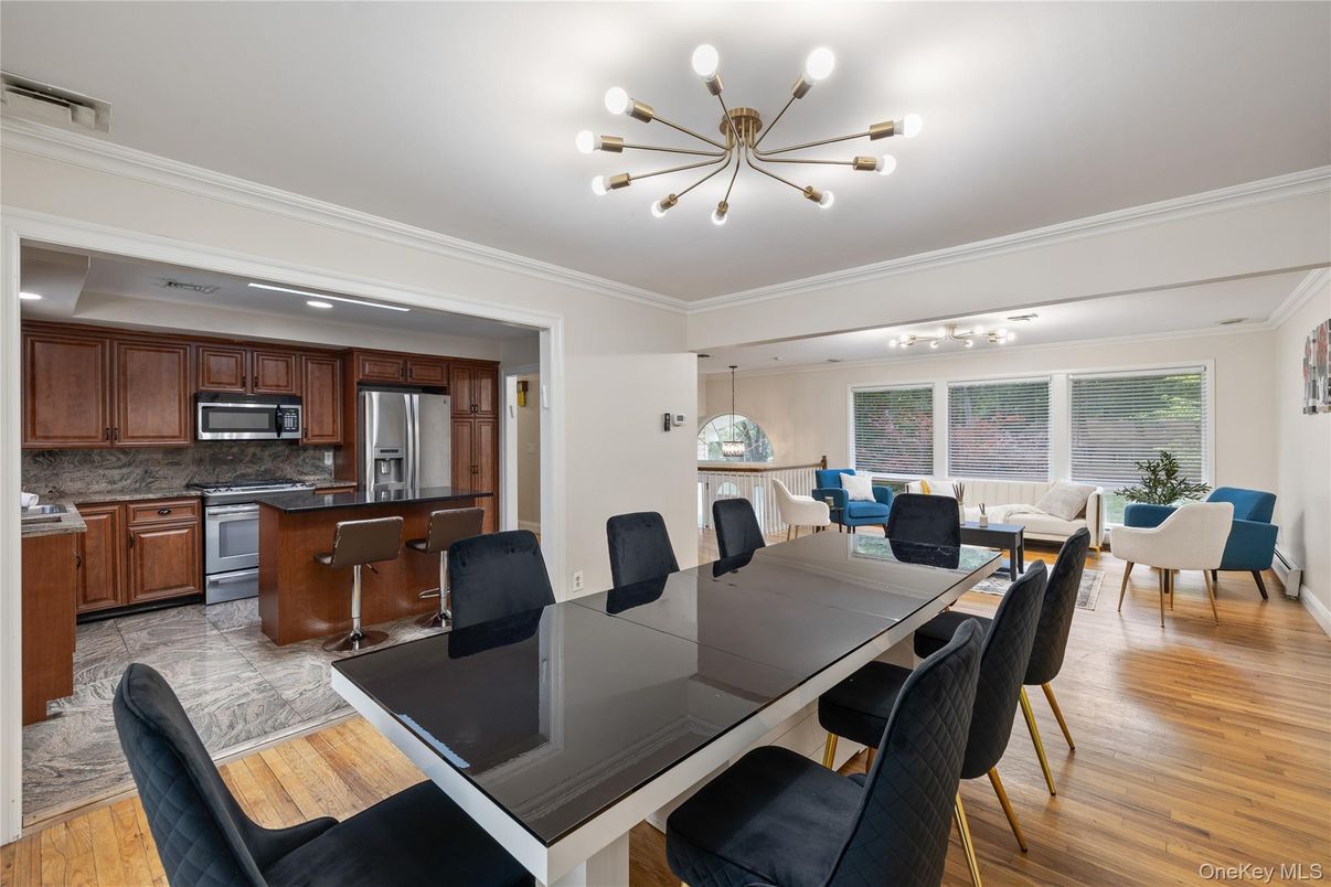 Dining room, Interior, Kitchen, Living room, Pendant Lights, Stainless Steel Appliances, Wood Texture Flooring