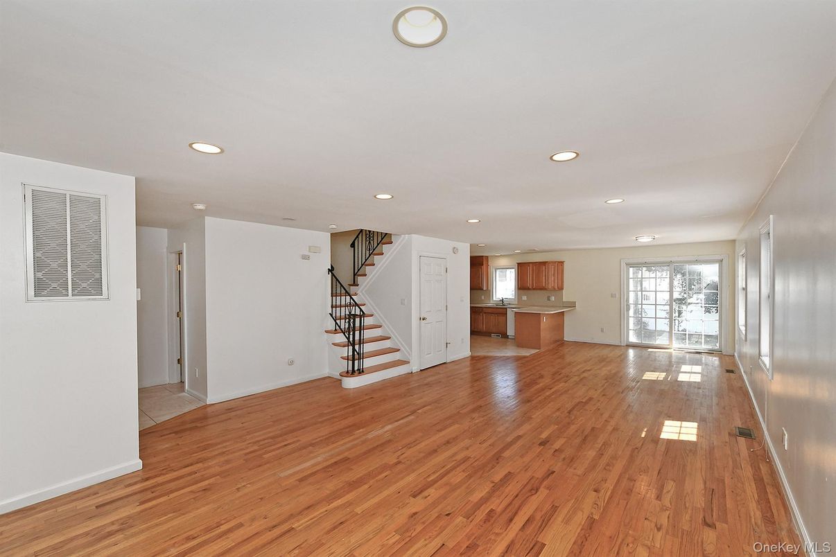 Empty room, Interior, Kitchen, Recessed Lighting, Wood Texture Flooring