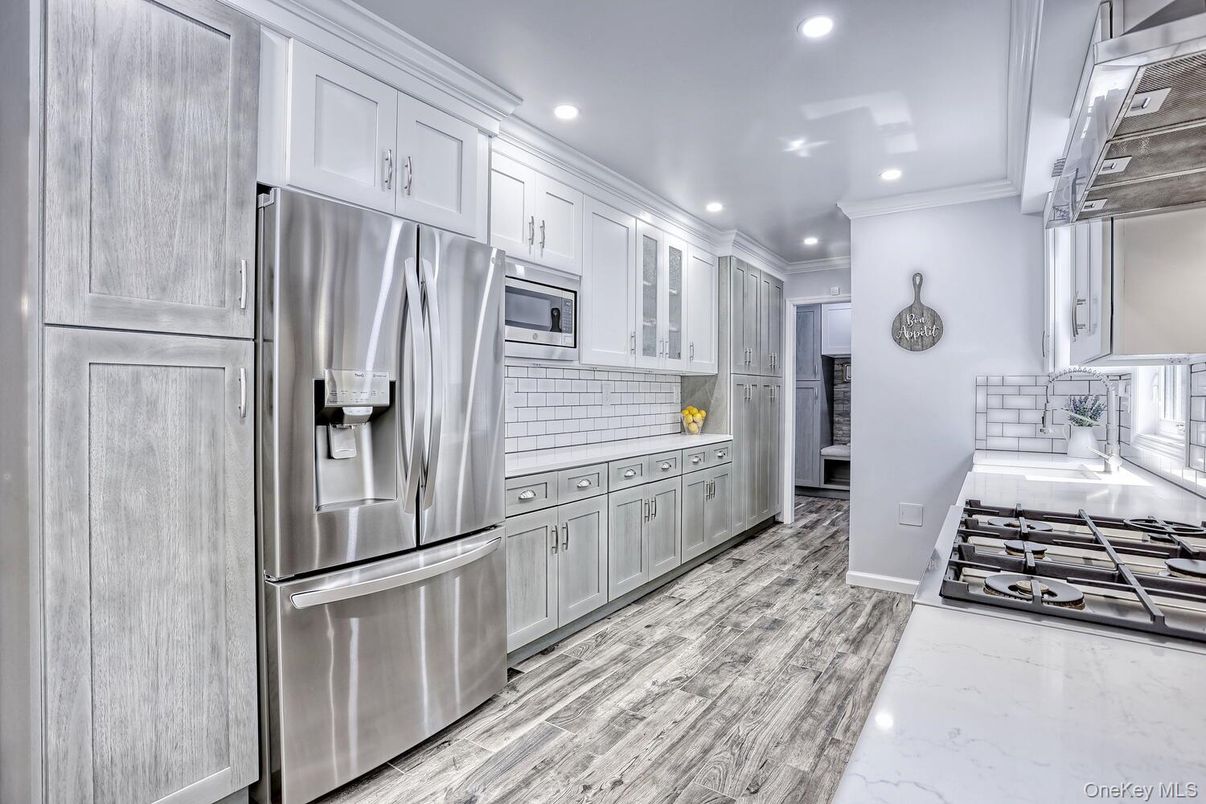 Interior, Kitchen, Recessed Lighting, Stainless Steel Appliances, Wood Texture Flooring
