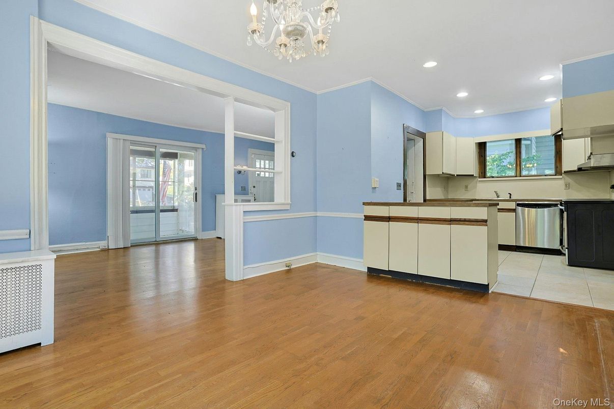 Chandelier, Interior, Kitchen, Recessed Lighting, Stainless Steel Appliances, Wood Texture Flooring