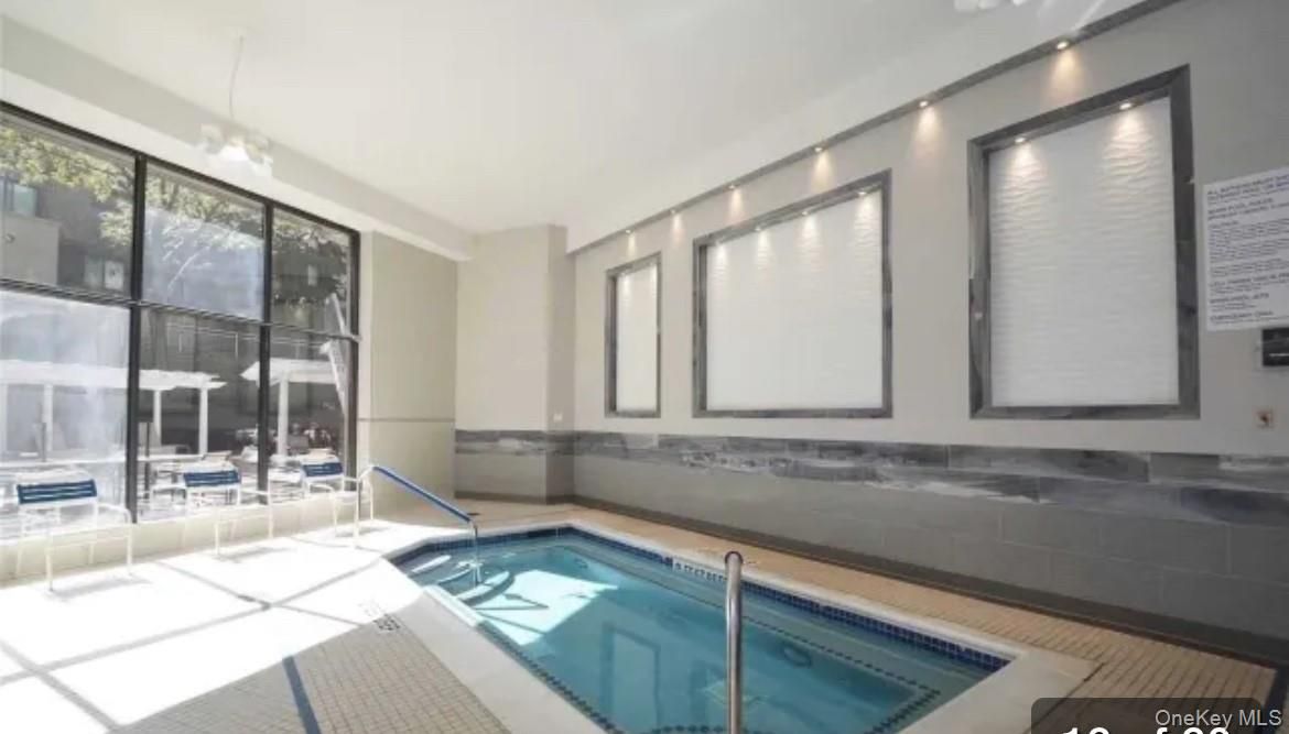Interior, Pendant Lights, Pool